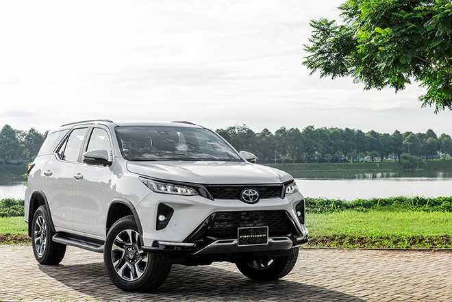 Toyota Fortuner thế hệ hoàn toàn mới sẽ được ra mắt vào năm sau - 4