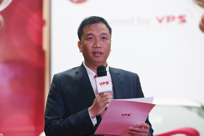 Ông Lý Đắc Dũng – Giám đốc Khối Tư vấn Đầu tư VPS phát biểu khai mạc tại Lễ trao giải “Chinh phục phái sinh – Rinh ngay xe Merc”