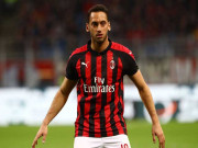 Bóng đá - Tin chuyển nhượng tối 18/1: Milan chơi sốc, quyết giữ Hakan Calhanoglu