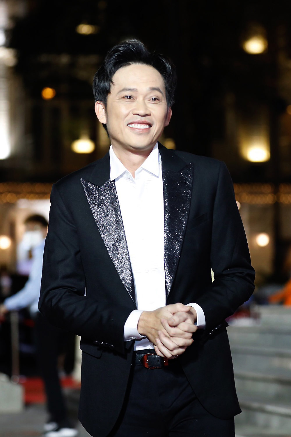 Nghệ sĩ Hoài Linh trở lại tươi tắn tại lễ trao giải Mai vàng mới đây
