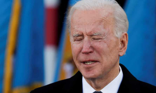 Ông Biden rơi nước mắt trước khi rời bang quê nhà đến Washington. Ảnh: Reuters