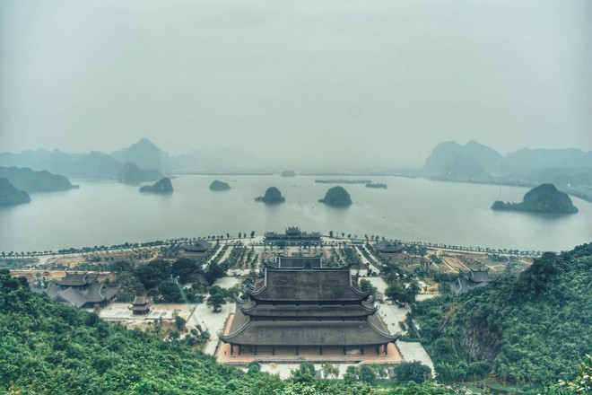 Phong cảnh chùa Tam Chúc (Hà Nam) đẹp như một bức tranh - Ảnh: Instagram @tuantruongduc