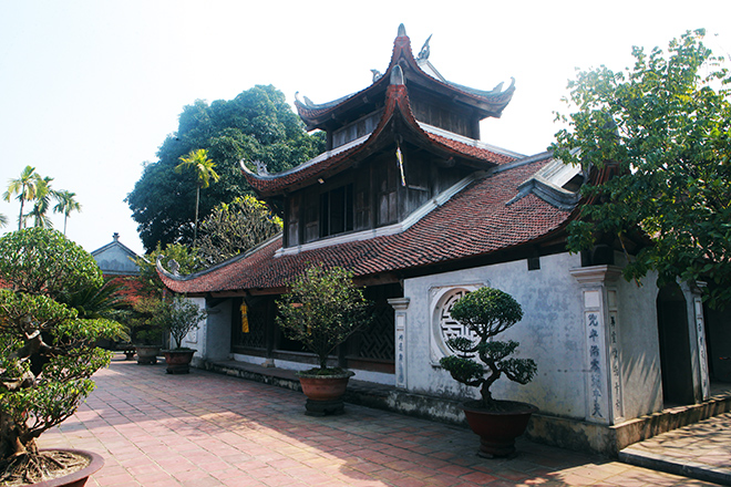 Tòa Cửu phẩm liên hoa (còn được gọi là Cối kinh) tại chùa Bút Tháp, xã Đình Tổ, huyện Thuận Thành (Bắc Ninh) được đặt chính giữa trong Tích thiện am. Cối kinh mới được công nhận là Bảo vật quốc gia (đợt 9) vào&nbsp;năm 2020
