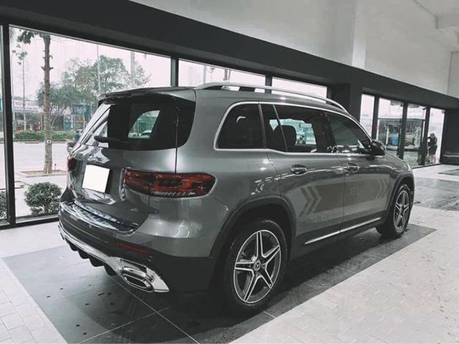 Mercedes-Benz GLB 200 đầu tiên lên sàn xe cũ tại Việt Nam, ODO mới dừng ở 70km - 5