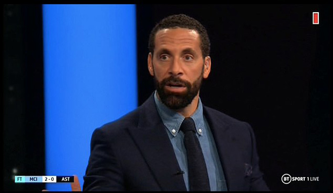 Rio Ferdinand cho rằng Man City đã ghi một bàn thắng nhờ lỗi lầm "khủng khiếp" của trọng tài và sai lầm của cầu thủ Aston Villa