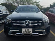 Tin tức ô tô - Chủ xe Mercedes-Benz GLC 200 bấm được biển số &quot;năm con 8&quot; khiến bao người trầm trồ