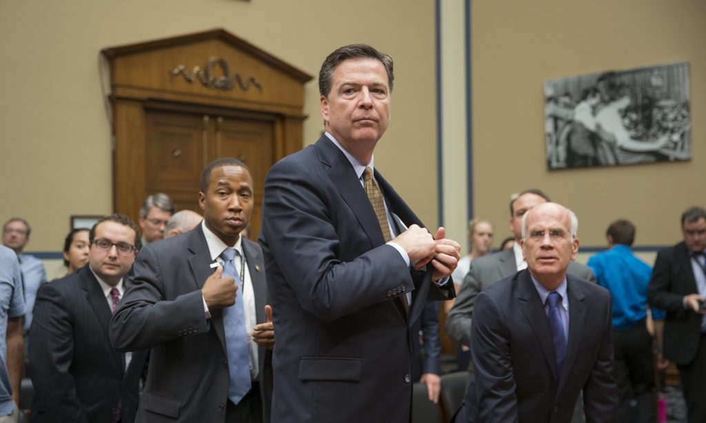 James Comey – cựu Giám đốc FBI bị ông Trump sa thải (ảnh: Reuters)