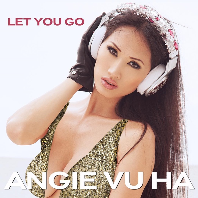Angie Vũ Hà là DJ gốc Việt nổi tiếng với thân hình nóng bỏng. Người đẹp sinh năm 1982 từng được bình chọn là DJ sexy nhất châu Á.
