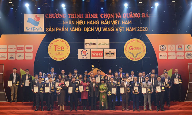 Tập đoàn AMACCAO vinh dự có 2 đại diện nhận giải thưởng Nhãn hiệu hàng đầu Việt Nam năm 2020 là Công ty CP AVIA và Công ty TNHH VONTA Việt Nam