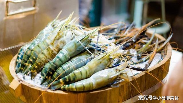 Muốn mua tôm tươi ngon cứ nhớ rõ 5 mẹo &#34;thần thánh&#34; này - 1