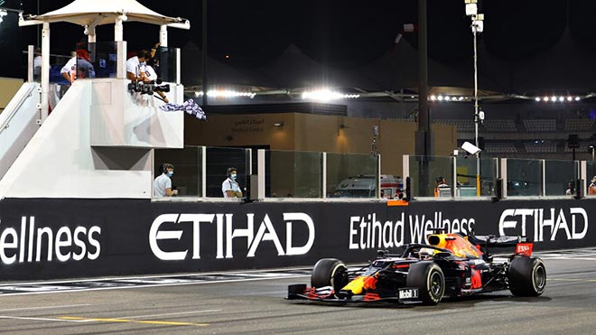 Chiến thắng tại Abu Dhabi là một bước tiến lớn cho Honda và Red Bull