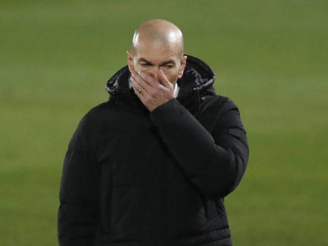 Zidane đang đứng trước sức ép phải nghỉ việc ở Real