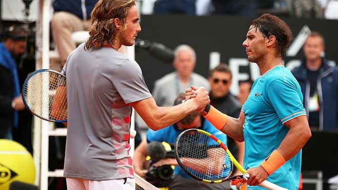 Tsitsipas từng thắng Nadal trên chính mặt sân đất nện sở trường ở quê nhà Tây Ban Nha của "Bò tót" tại bán kết Madrid Masters 2019