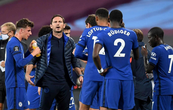 Lampard không được lòng nhiều thành viên tại Chelsea