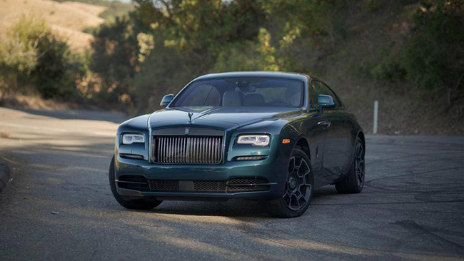 1. Rolls-Royce Wraith (giá khởi điểm: 330.000 USD)
