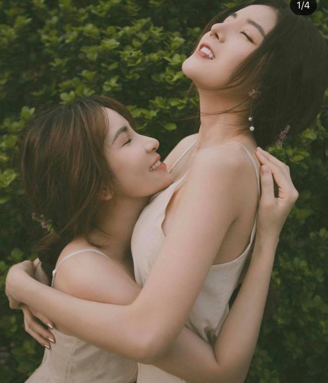 Lilly Luta và Kelly Nguyễn là cặp đôi chị em thân thiết của showbiz Việt.
