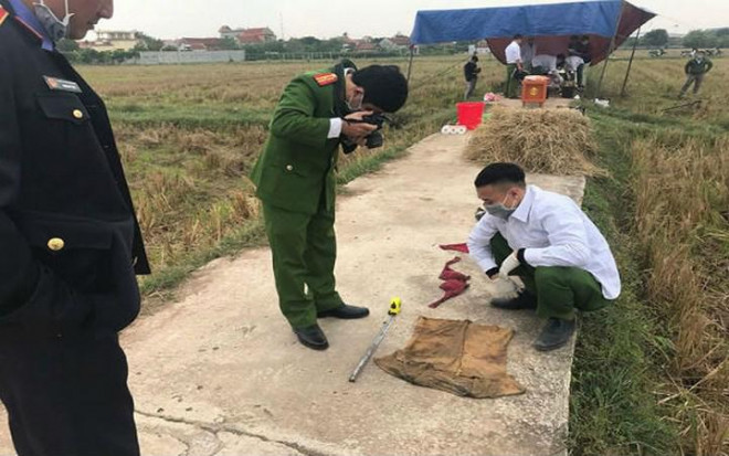 Cơ quan công an khám nghiệm hiện trường.&nbsp;