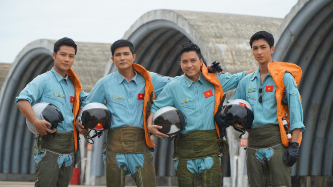 4 diễn viên chính trong phim Tết 2021 "Yêu hơn cả bầu trời" gồm: Thanh Sơn, Quang Sự, Mạnh Quân và Bình An.