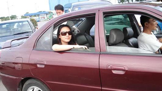 Mitsubishi Lancer Gala 1.6. Ảnh: Chụp màn hình