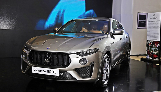 Maserati Levante được trang bị chế độ lái off-road nhưng vẫn &#34;giãy giụa&#34; trên bãi cát - 2