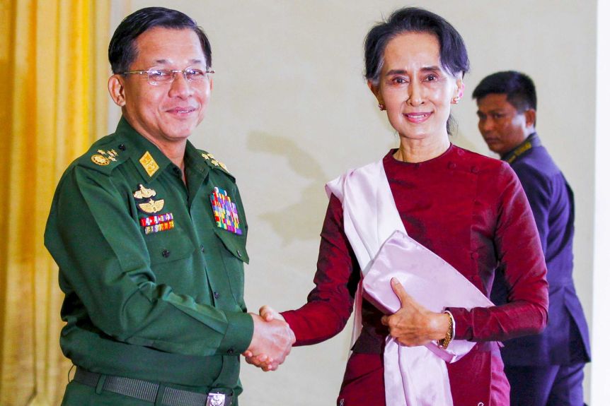 Bà Suu Kyi có thể bị cấm tham gia hoạt động chính trị nếu bị kết án tù.
