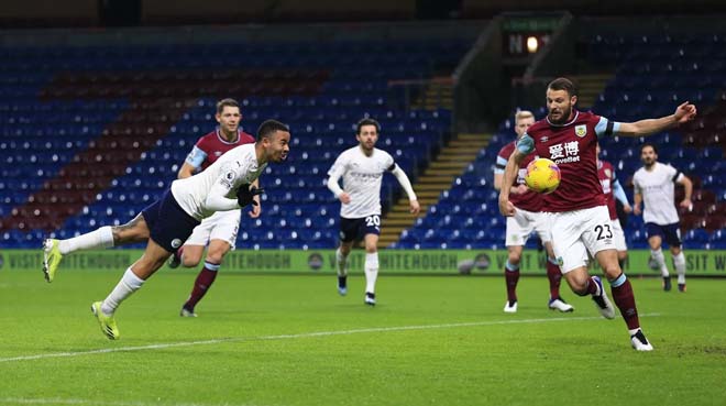 Trực tiếp bóng đá Burnley - Man City: Chủ nhà hoàn toàn bế tắc (Hết giờ) - 1