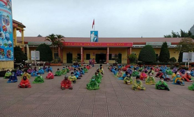 75 bé đang cách ly tại Trường Mầm non xã Bạch Đằng, thị xã Kinh Môn, tỉnh Hải Dương