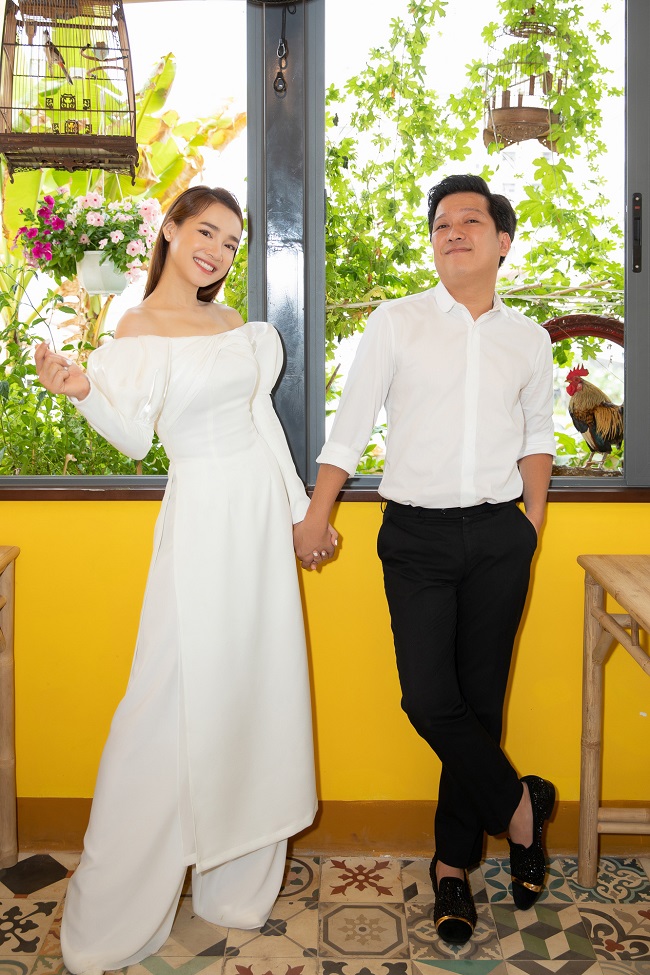 Vợ chồng Trường Giang – Nhã Phương hiện là chủ của một chuỗi các nhà hàng ở Tp Hồ Chí Minh và nhiều thành phố lớn khác.
