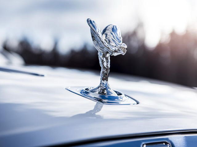 Rolls-Royce kỷ niệm 110 năm ra đời biểu tượng "Thiếu phụ bay"