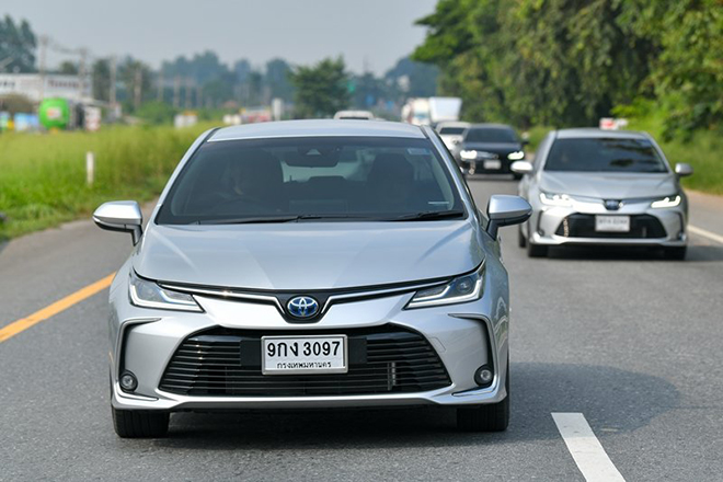 Toyota Corolla Altis 2021 sắp ra mắt thị trường Việt Nam, thay đổi để thoát &#34;ế&#34; - 6