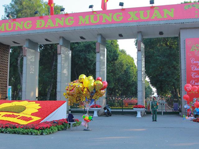 An ninh thắt chặt tại trận địa pháo hoa duy nhất ở Hà Nội dịp Tết Nguyên đán Tân Sửu 2021