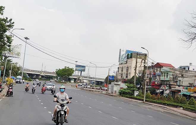 Ngày cuối cùng của năm Canh Tý đường phố Sài Gòn không còn cảnh kẹt xe.