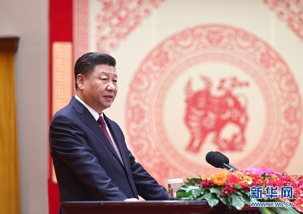 Đúng 0h mùng 1 Tết Tân Sửu - tức ngày 12/2 (giờ Bắc Kinh), Chủ tịch Trung Quốc Tập Cận Bình phát biểu chúc mừng năm mới tới toàn thể nhân dân Trung Quốc. Ảnh: Tân Hoa Xã