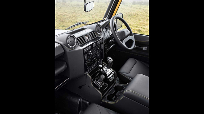 Land Rover Defender Works V8 Trophy phiên bản giới hạn đẹp hút hồn fan mê off-road - 6