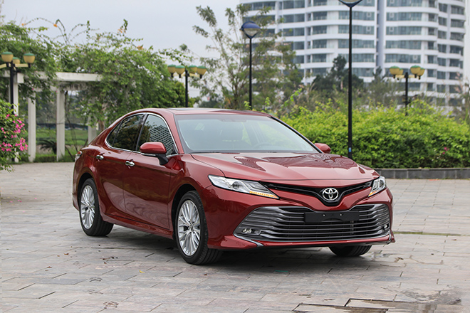 Giá xe Toyota Camry lăn bánh tháng 2/2021 - 4