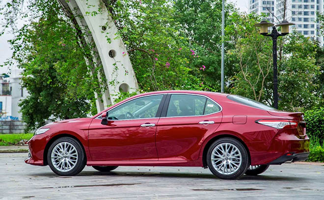 Giá xe Toyota Camry lăn bánh tháng 2/2021 - 5