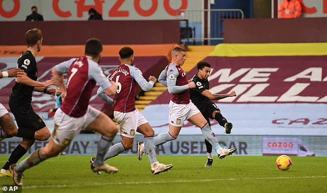 Lingard ghi 2 bàn ngay trận ra mắt West Ham giúp "The Hammers" thắng Aston Villa 3-1