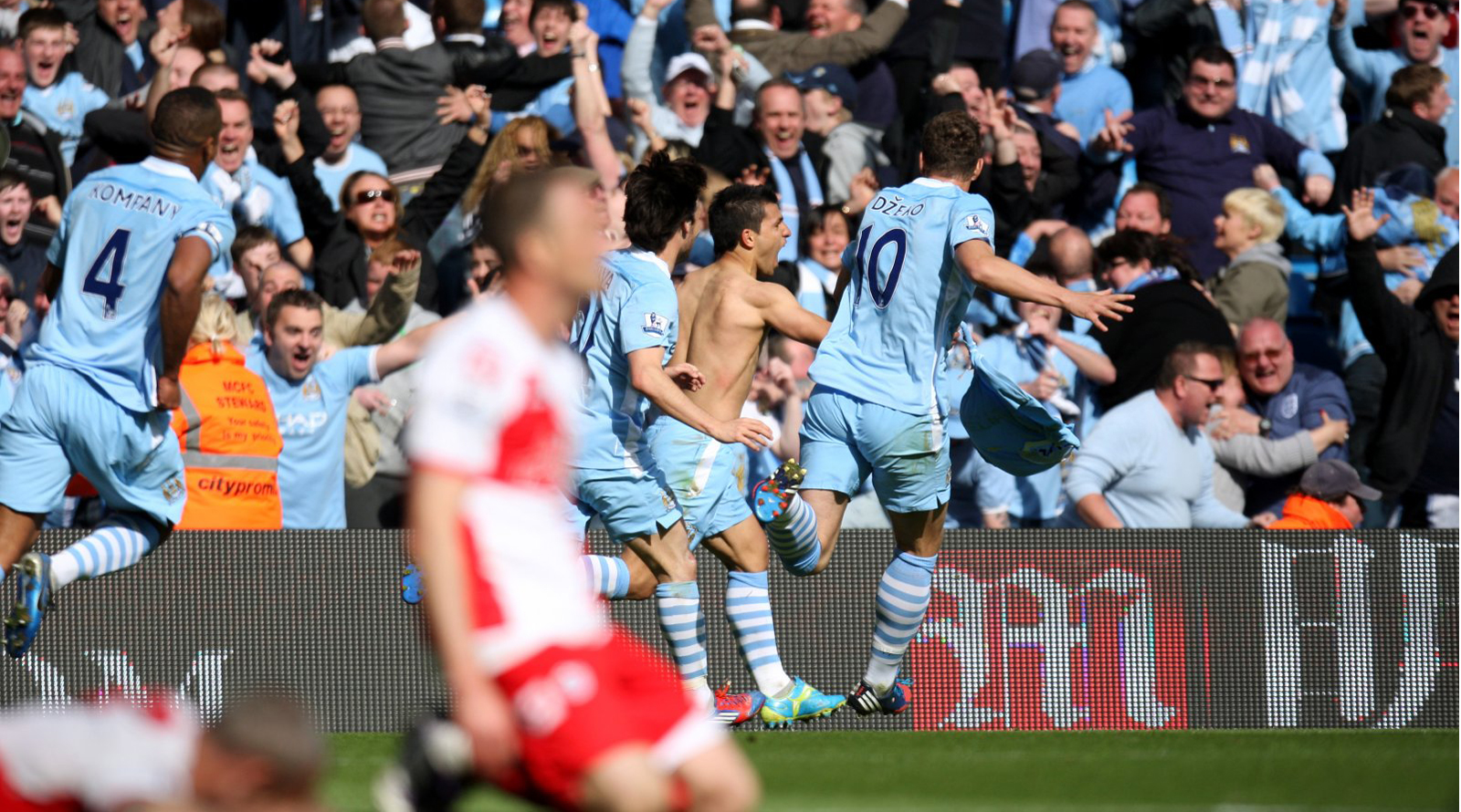 Man City trên đỉnh Ngoại hạng Anh: Phép màu nào cản bước nhà vô địch tương lai? - 16