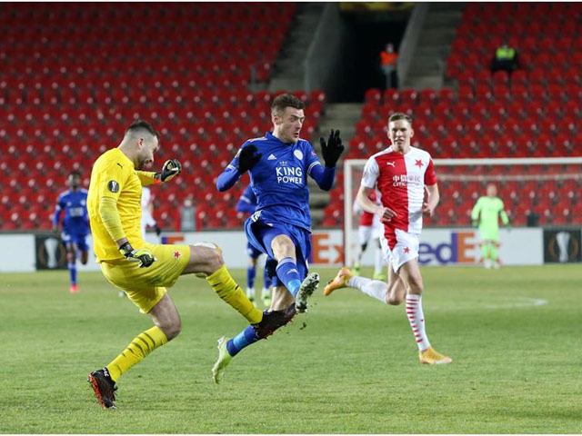 Kết quả bóng đá Europa League, Slavia Prague - Leicester City: "Bầy cáo" sa lầy, Vardy im tiếng