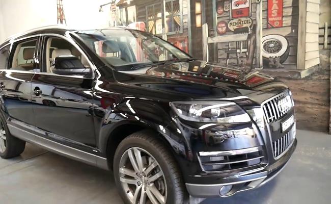 Chiếc xe Audi Q7 của cô được trang bị động cơ 4.2 FSI 8 xy-lanh với công suất cực đại lên tới 257 mã lực, mô-men xoắn cực đại 440Nm tại 3.500 vòng/ phút.
