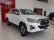 Tin tức ô tô - Toyota Việt Nam triệu hồi hơn 1.900 xe bán tải Hilux vì lỗi trợ lực phanh