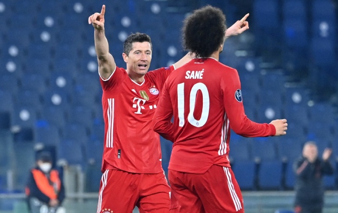 Thắng 4-1 ngay trên sân khách, Bayern Munich đặt một chân vào vòng tứ kết Champions League