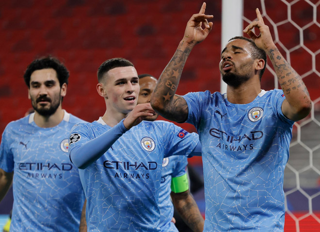 Trong khi đó, Man City có thêm một bàn thắng do công của Gabriel Jesus