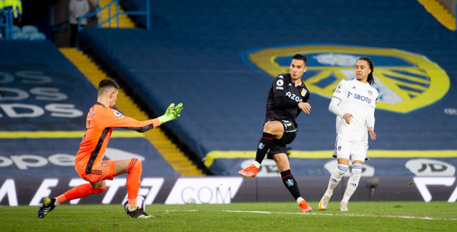 Thắng Leeds tối thiểu, Aston Villa đã áp sát đội đương kim vô địch Premier League Liverpool