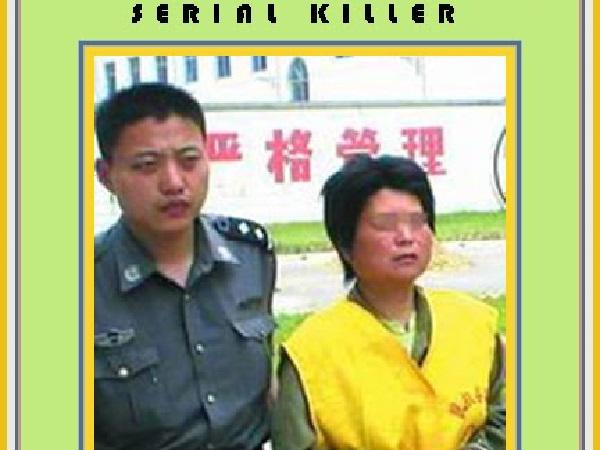 Wang Fang - nữ sát nhân hàng loạt duy nhất trong lịch sử Trung Quốc (bên phải).