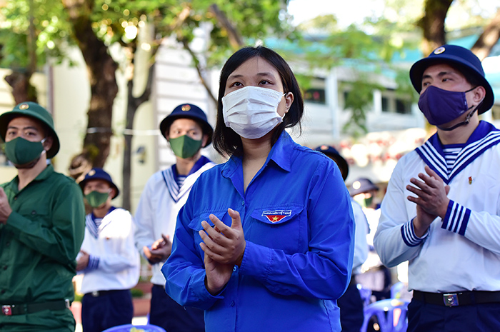 &nbsp; “Tôi hy vọng trong 2 năm tham gia vào môi trường quân đội, tôi sẽ được rèn luyện và trưởng thành nhiều hơn, hoàn thiện bản thân từng ngày”, Nhã Tiên chia sẻ.