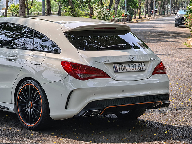 Mercedes-Benz CLA 45 AMG Shooting Brake độc xuất hiện tại Việt Nam - 5