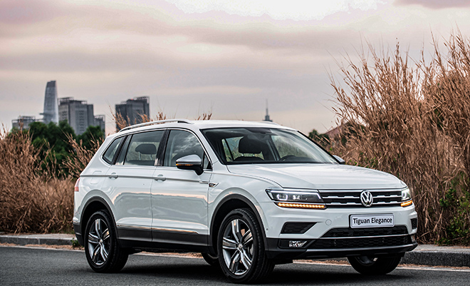 Volkswagen Tiguan Elegance nhận ưu đãi thêm 100 triệu đồng - 1