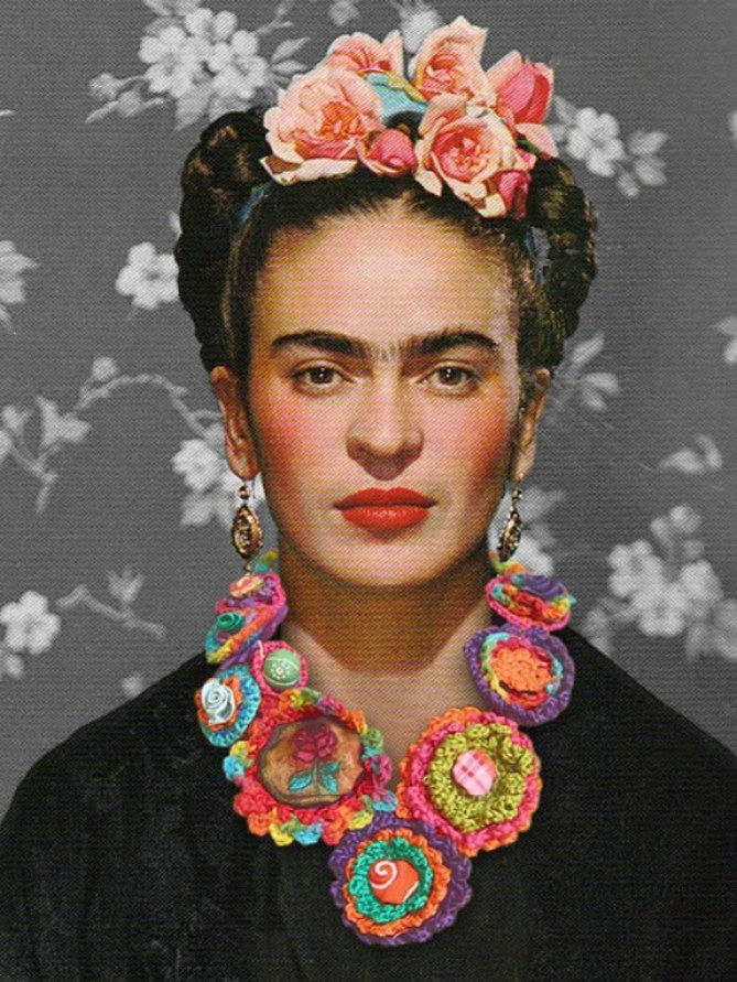 Frida Kahlo: Frida Kahlo là một tín đồ cuồng nhiệt của son môi đỏ, người đã thống trị lĩnh vực nghệ thuật và chính trị trong những năm 30 và 40.&nbsp;Vẻ ngoài đặc trưng của cô ấy đã được ghi lại trong các bức tranh và chân dung tự họa cũng như trên phim.&nbsp;Cô ấy thậm chí đã từng ký vào những bức thư của mình bằng những nụ hôn bằng son môi.