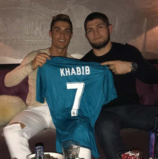 Ronaldo và Khabib chơi rất thân với nhau